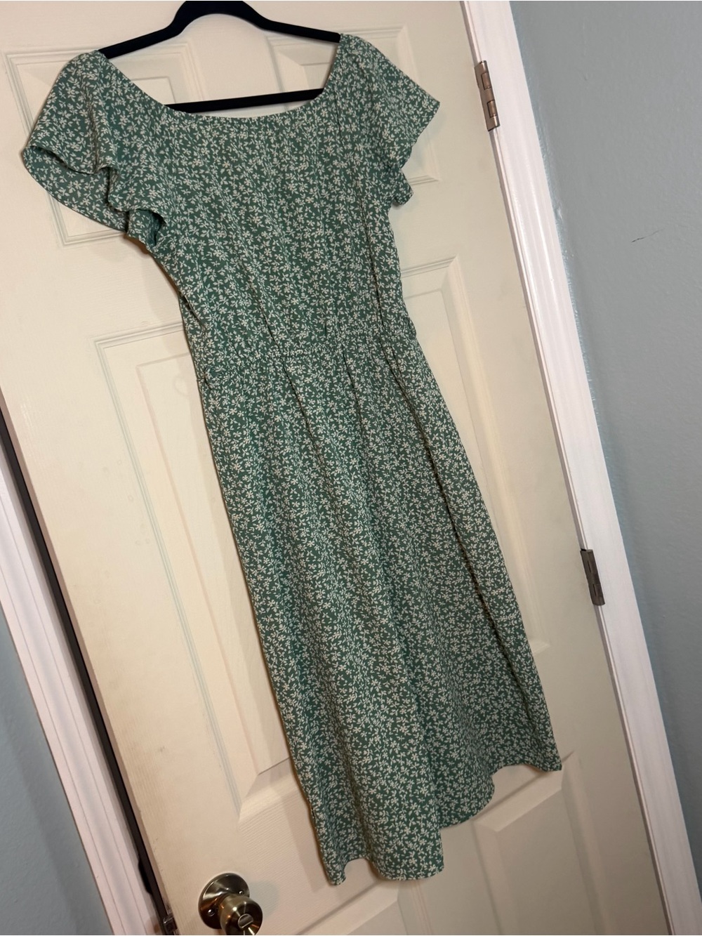 Monteau Green Floral Button-Front Midi Dress - Picture 6 of 6